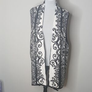 Catherines Black And White Boho Sleeveless Cardigan Size 2X